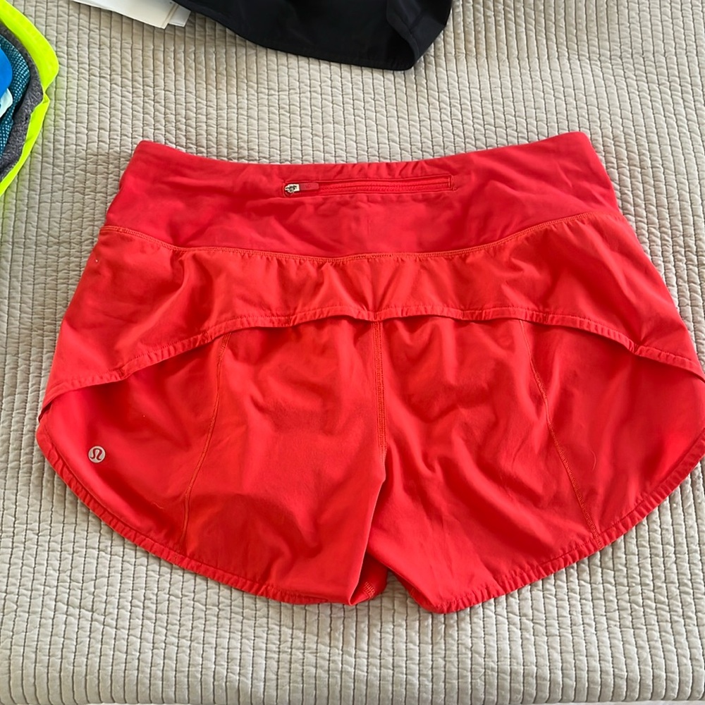 Lululemon speed up high rise 4 inch short size 8 red